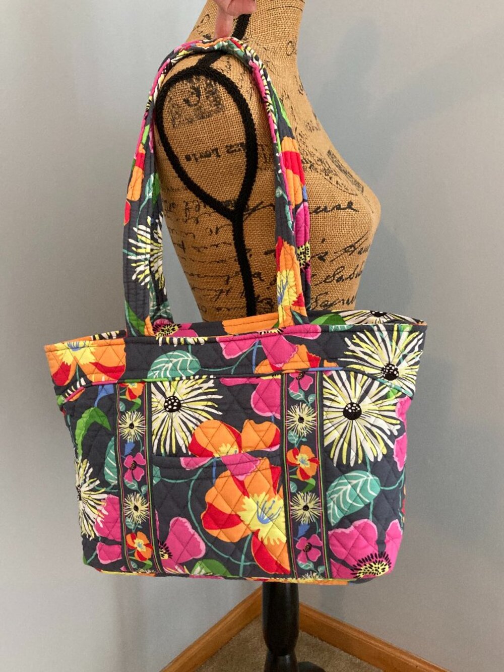 NWOT Vera Bradley Shoulder Bag Jazzy Blooms